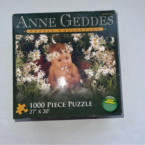 Anne Geddes 1000 Piece Jigsaw Puzzle Daisy Baby NIB 7702-1 2013 27” X 20” - Picture 1 of 2